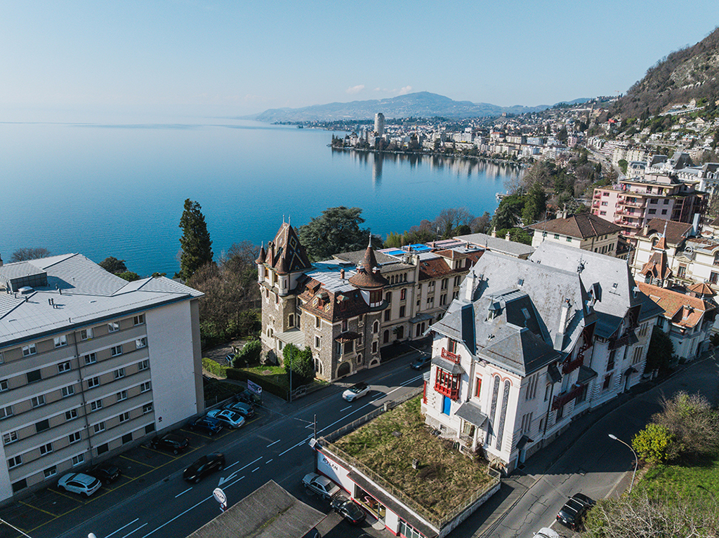 The campus above Lake Léman