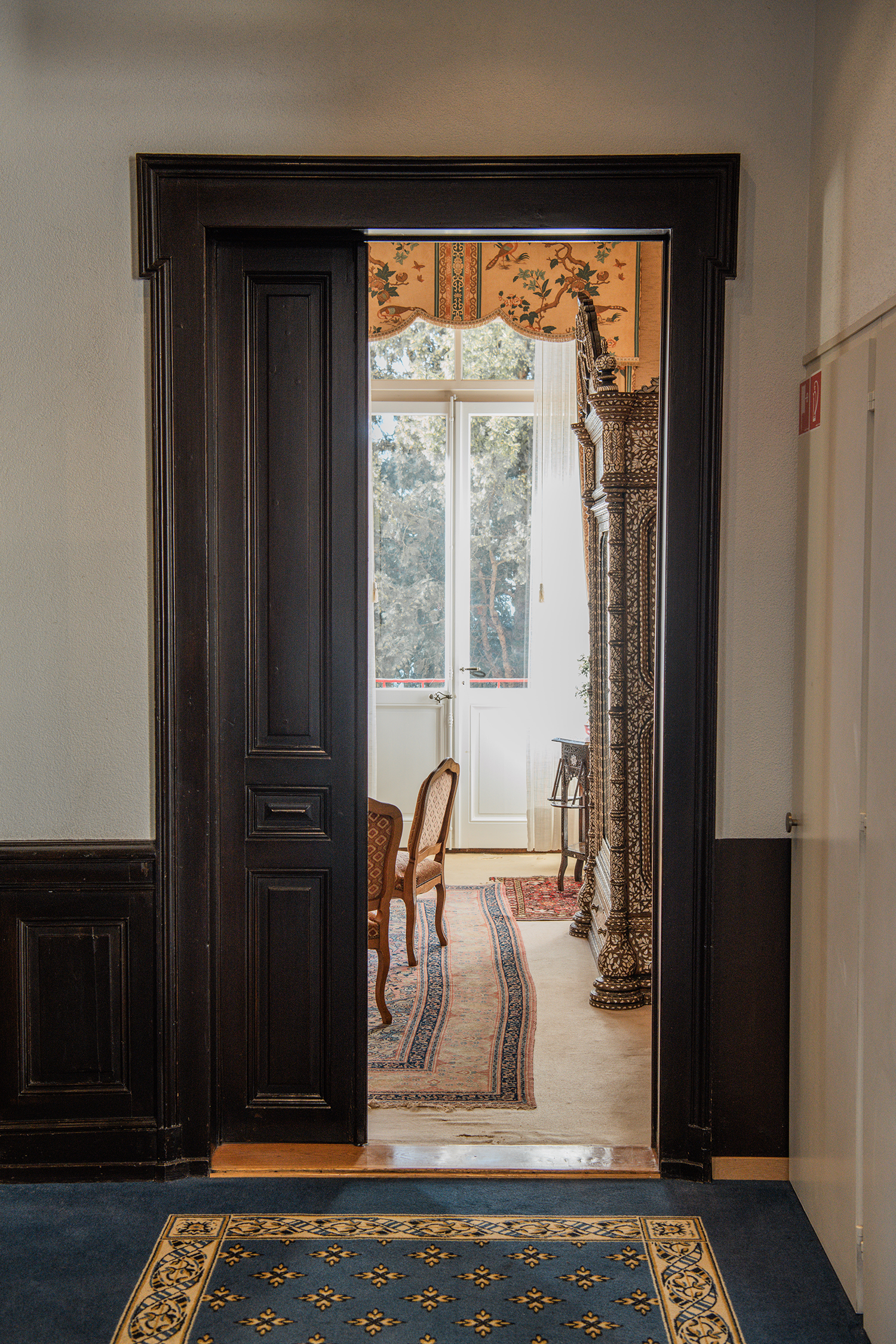 A doorway into the salon